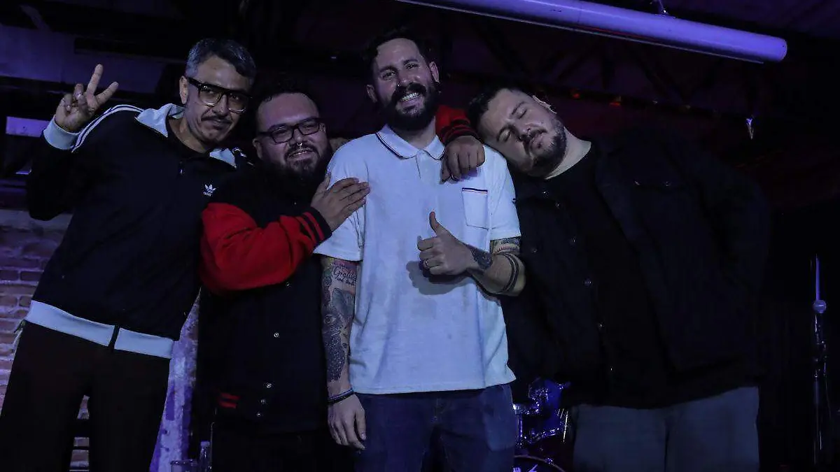 Banda de Rap -LNG SHT